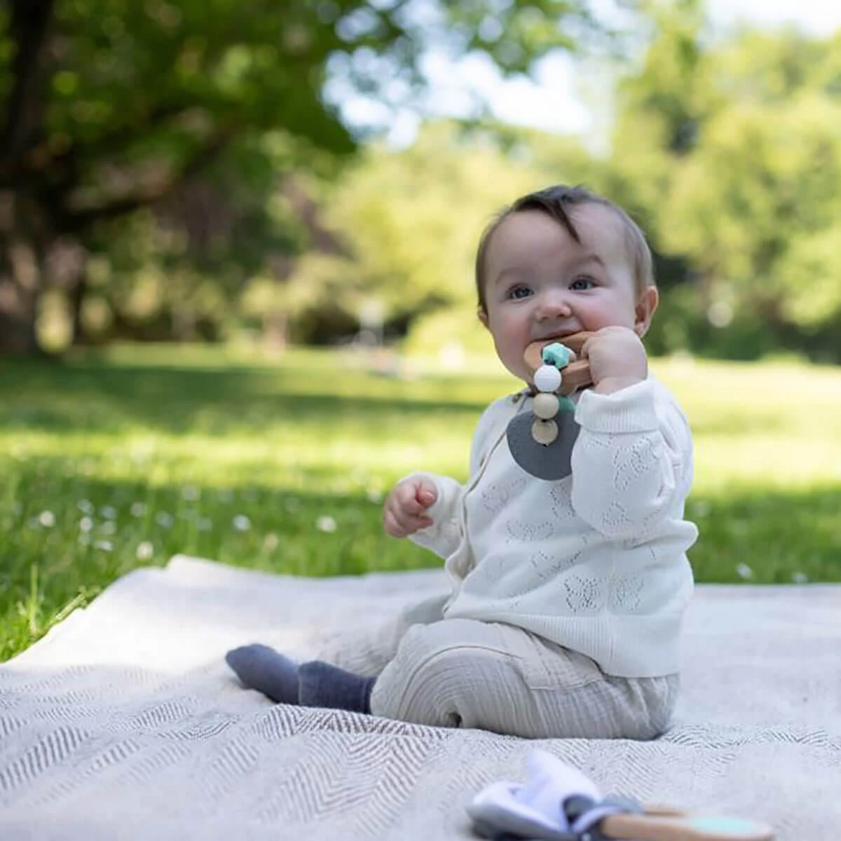 Eichhorn Baby Pure Teething Ring Wooden Beads Textured 5 Eichhorn Baby Pure Teething Ring Wooden Beads Textured - Image 3