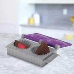 Play-Doh Candy Delight Playset Interactive Sweet Maker 13 Piece -Halloween Costumes Store GRAE9844 6422 5L01 4 opt