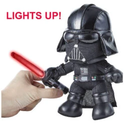 Star Wars Plush Figure With Light Up Lightsaber 20cm -Halloween Costumes Store GRAGXB31 6271 9683 2 opt